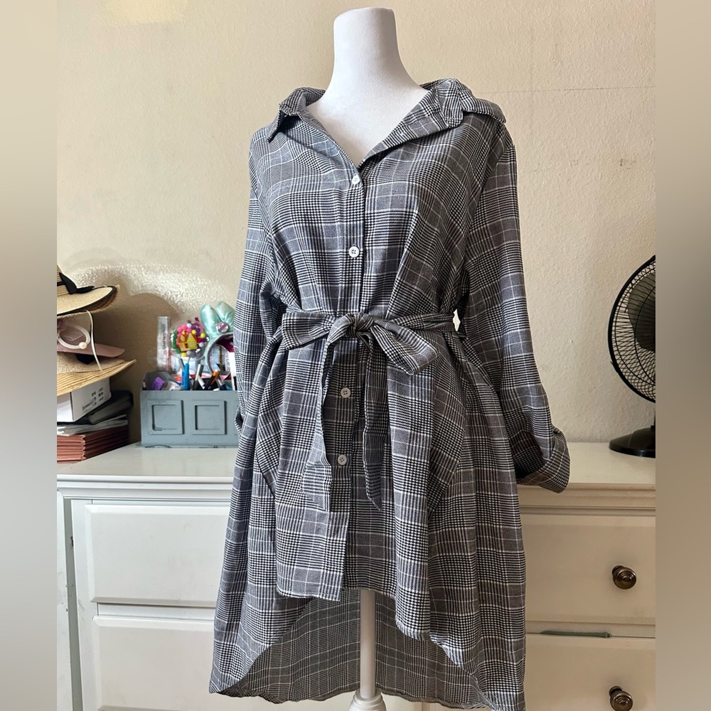 Large plaid top/dress with sash belt ribbon